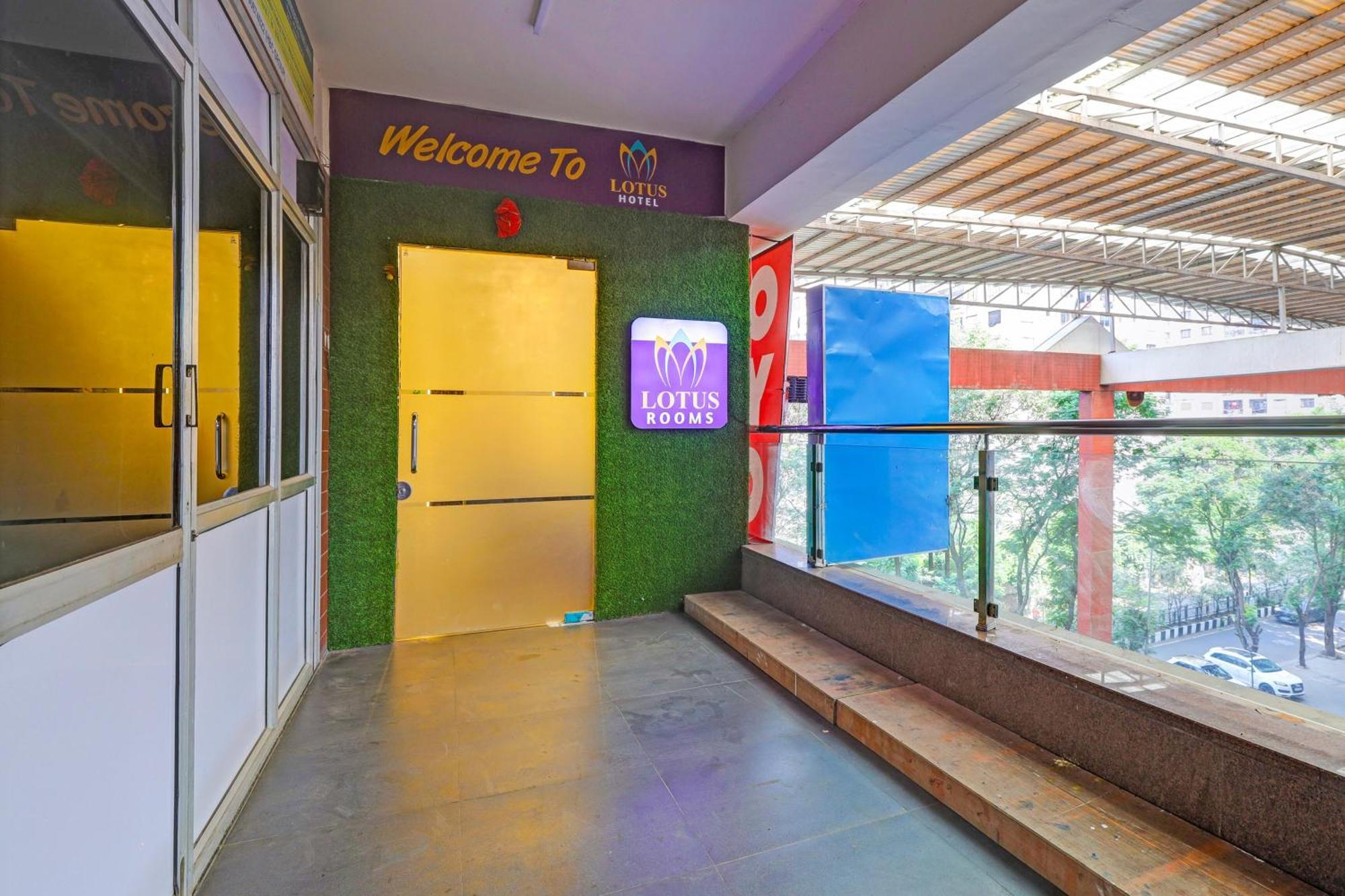 סוראט Hotel O Lotus Hotel מראה חיצוני תמונה
